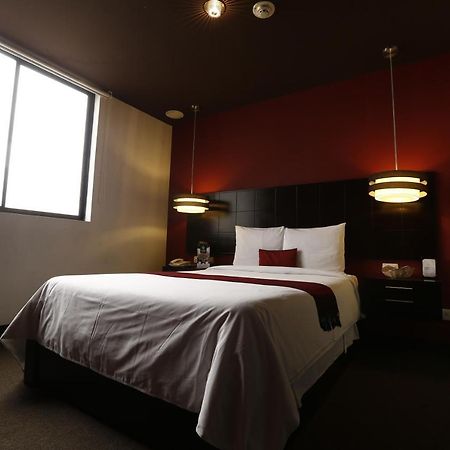 Hotel Ginebra Lima Luaran gambar