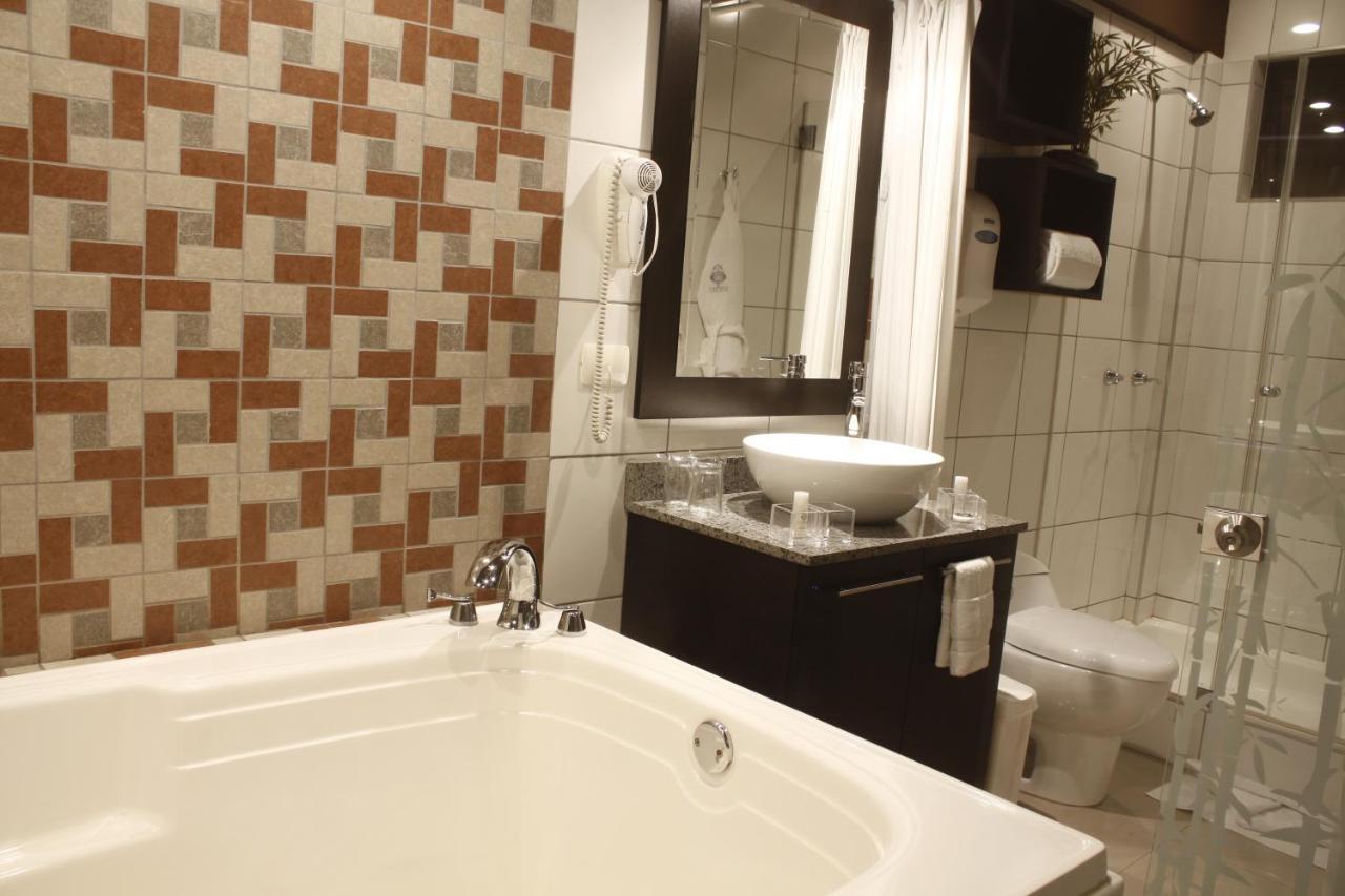 Hotel Ginebra Lima Luaran gambar