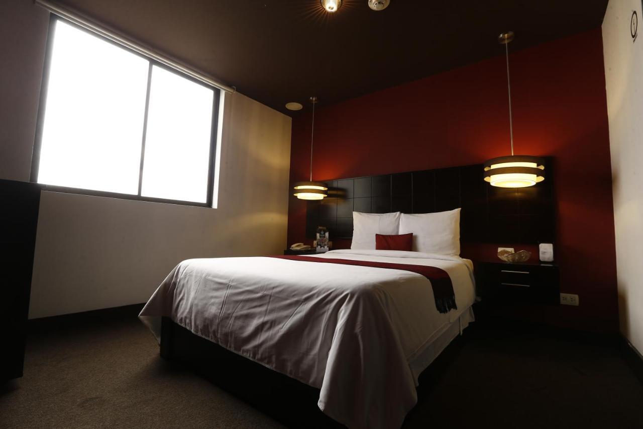 Hotel Ginebra Lima Luaran gambar