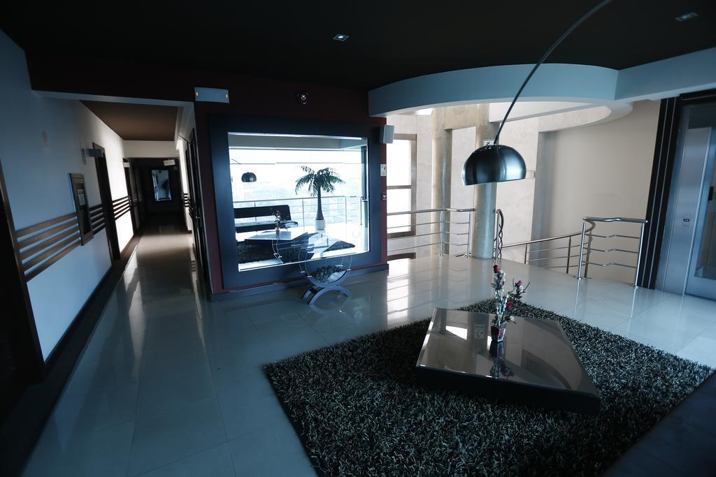Hotel Ginebra Lima Luaran gambar