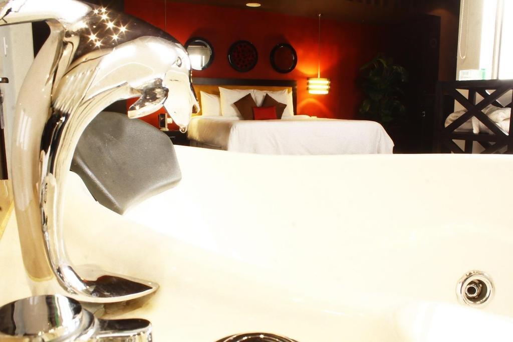 Hotel Ginebra Lima Luaran gambar
