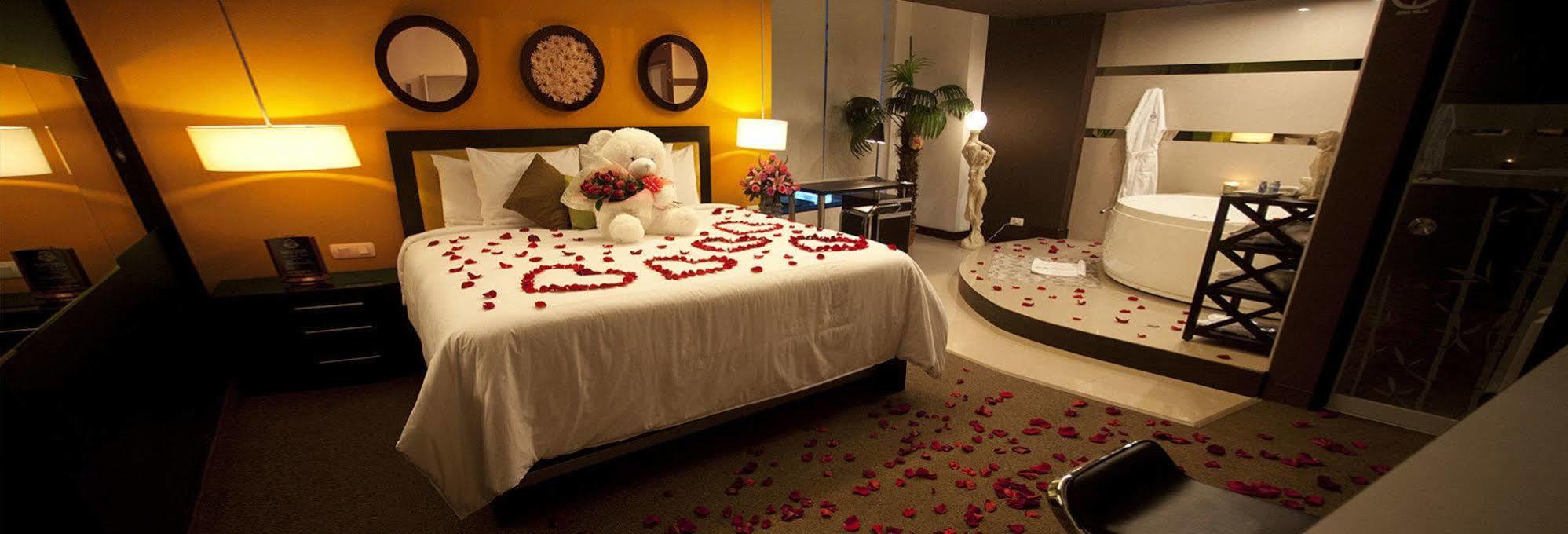 Hotel Ginebra Lima Luaran gambar